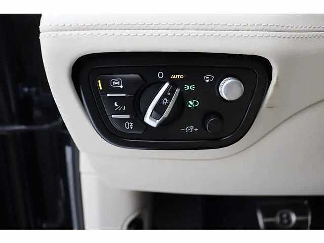 25:Bentley Bentayga EWB Azure First Edition V8, SUV, Meteor, Bentley Antwerp