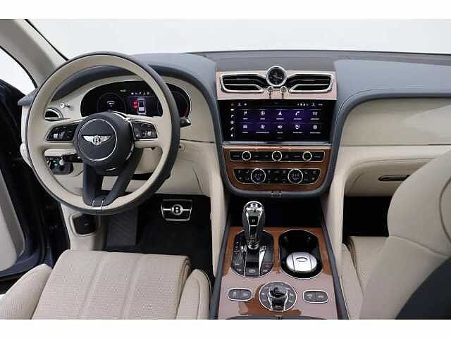 3:Bentley Bentayga EWB Azure First Edition V8, SUV, Meteor, Bentley Antwerp