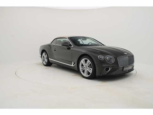 26:Bentley Continental GTC V8, Cabrio, Spectre, Bentley Antwerp